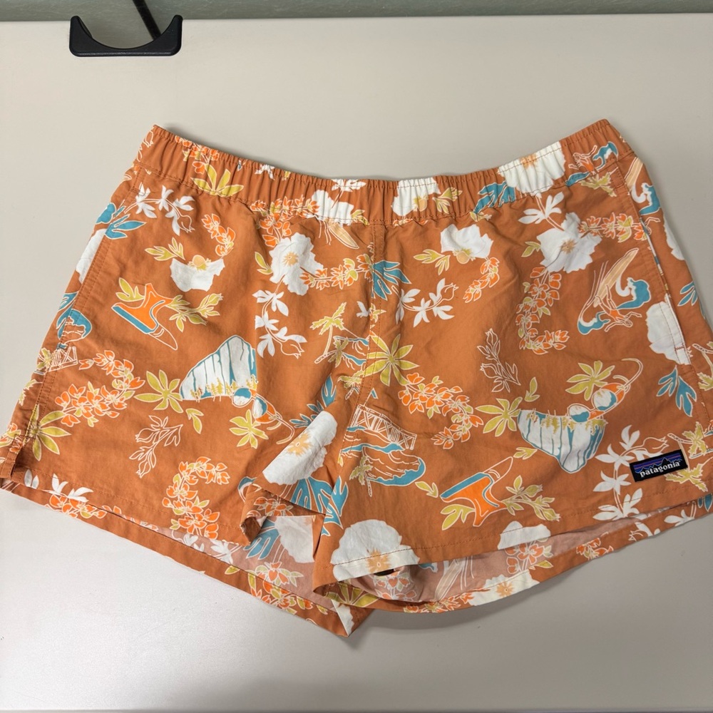 Patagonia Womens Barely Baggies Shorts Climb Hike Surf Toasted Peach Size Large